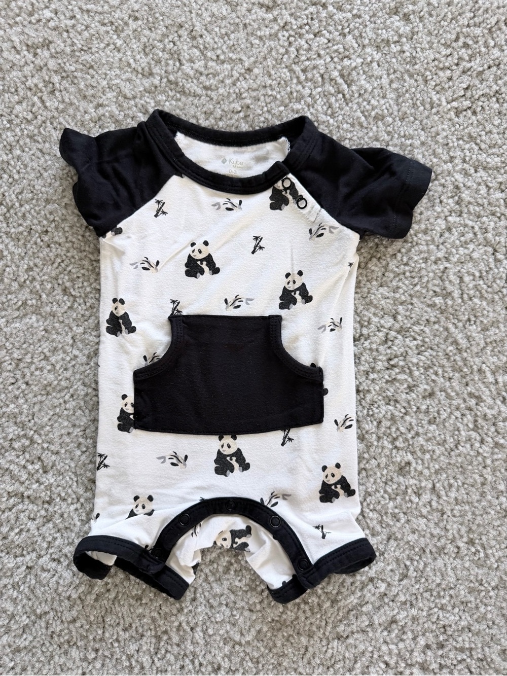 Kyte Baby “Black & White Zen” Shortall